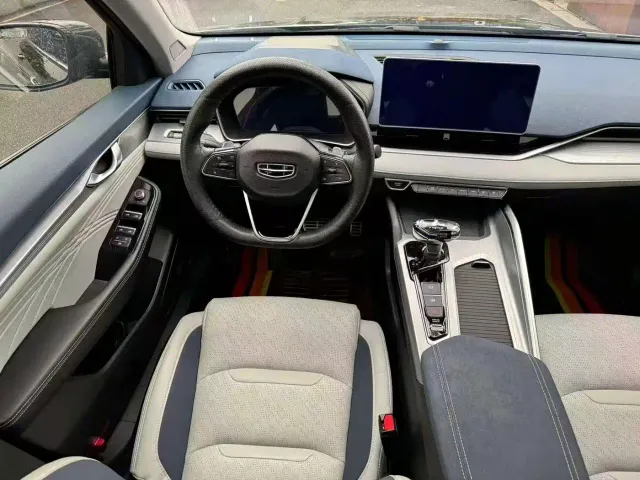Geely Xingrui — Фото автомобиля 7