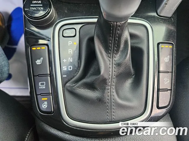 Kia Seltos — Фото автомобиля 9