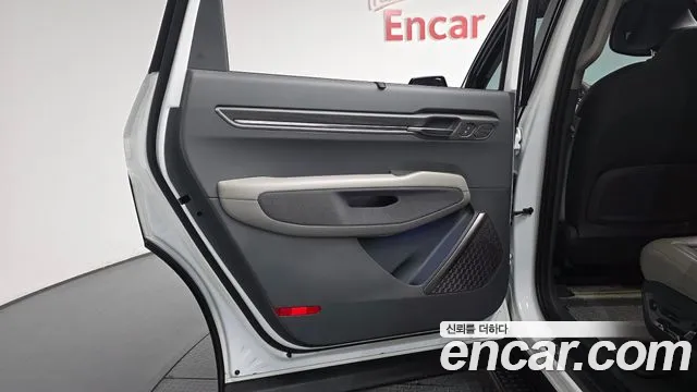 Kia EV9 — Фото автомобиля 25