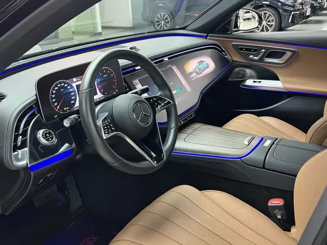 Mercedes-Benz E-Class — Фото автомобиля 8