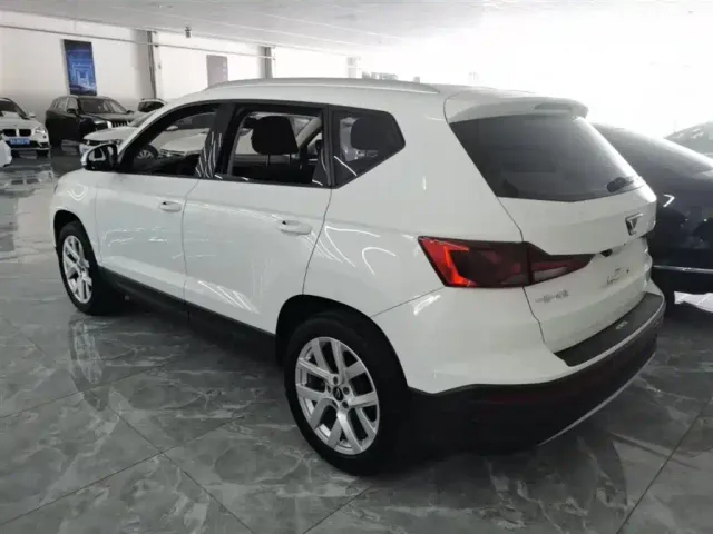 Jetta VS5 — Фото автомобиля 4