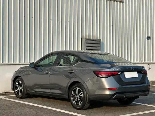 Nissan Sylphy — Фото автомобиля 7