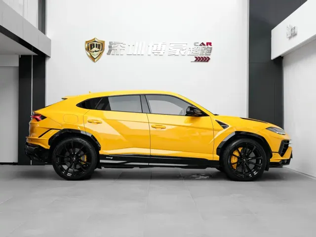Lamborghini Urus — Фото автомобиля 2