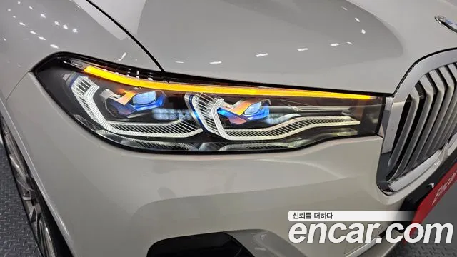 BMW X7 — Фото автомобиля 19