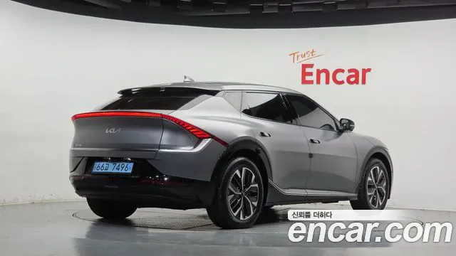Kia EV6 — Фото автомобиля 2