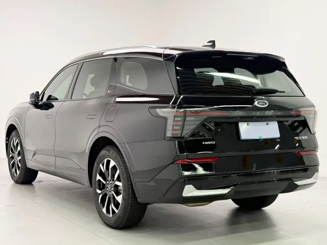 Ford Edge — Фото автомобиля 5