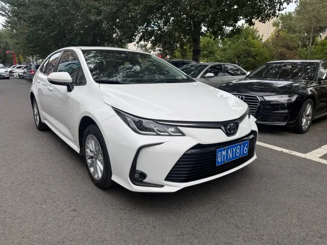 Toyota Corolla — Фото автомобиля 3