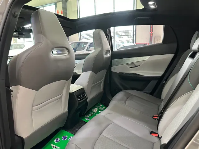Changan UNI-T — Фото автомобиля 15