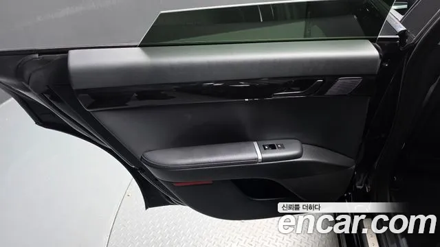 Hyundai Grandeur GN7 — Фото автомобиля 14