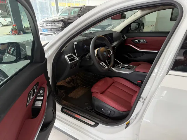 BMW i3 — Фото автомобиля 4