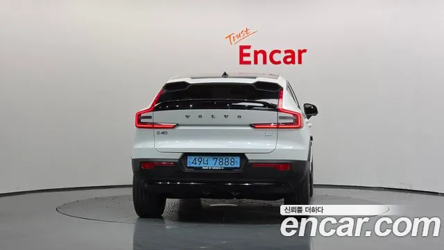 Volvo C40 C40 Recharge — Фото автомобиля 4
