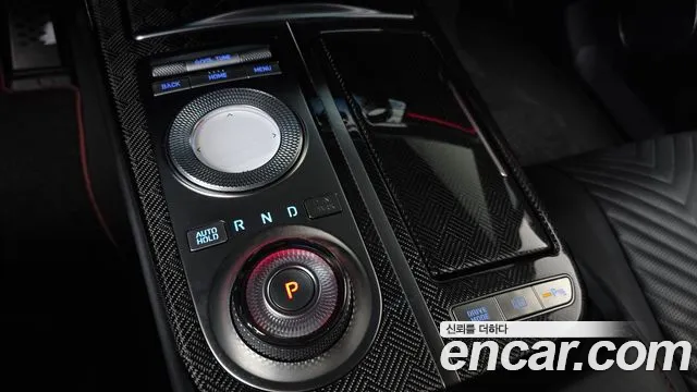Genesis G80 Бензин 3.5 турбо AWD — Фото автомобиля 9