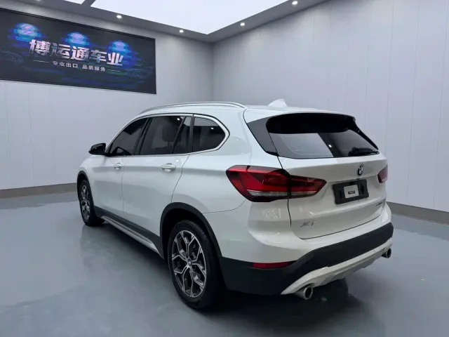 BMW X1 — Фото автомобиля 4