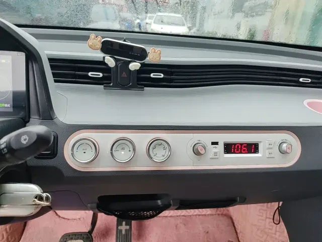 Wuling Hongguang Mini EV — Фото автомобиля 12
