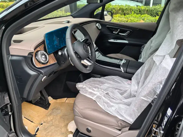 Mercedes-Benz EQE SUV — Фото автомобиля 7