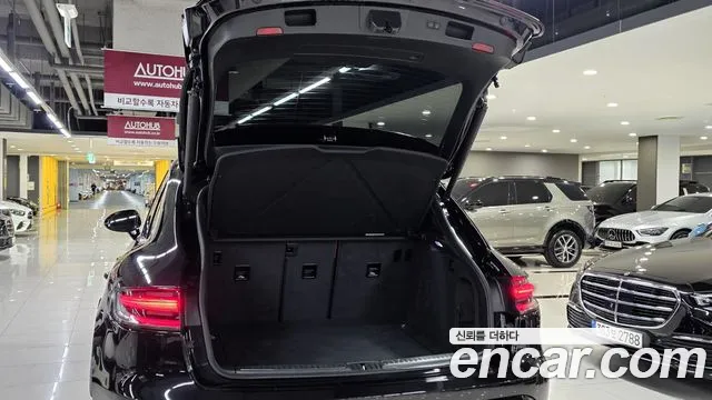 Porsche Macan — Фото автомобиля 8