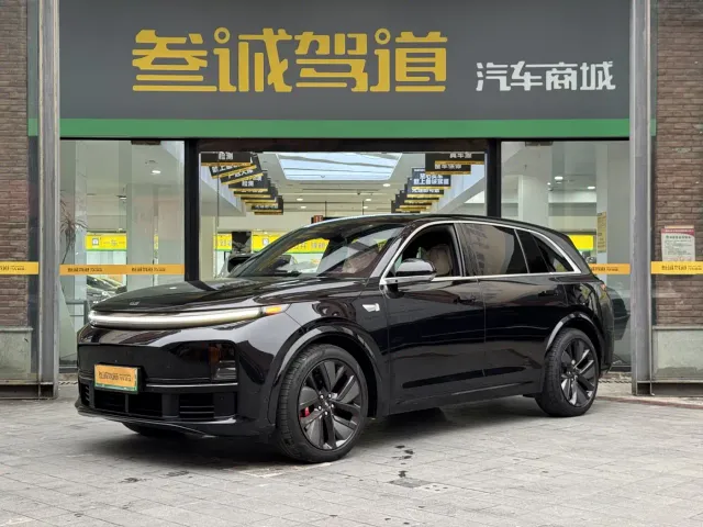 Фотография автомобиля — Li Auto L7