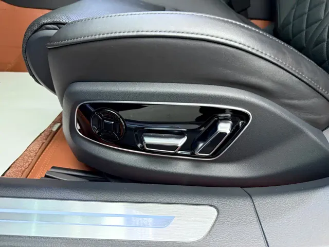 Audi A8 — Фото автомобиля 10