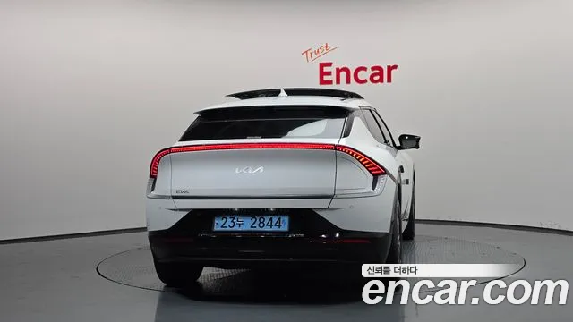 Kia EV6 Long Range — Фото автомобиля 3