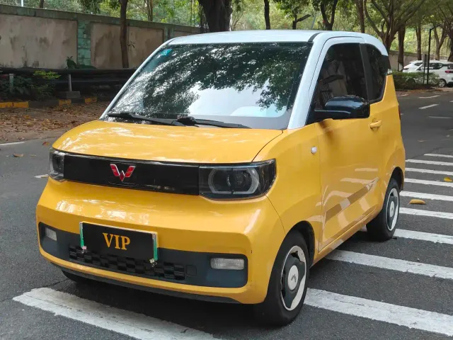Фотография автомобиля — Wuling Hongguang Mini EV