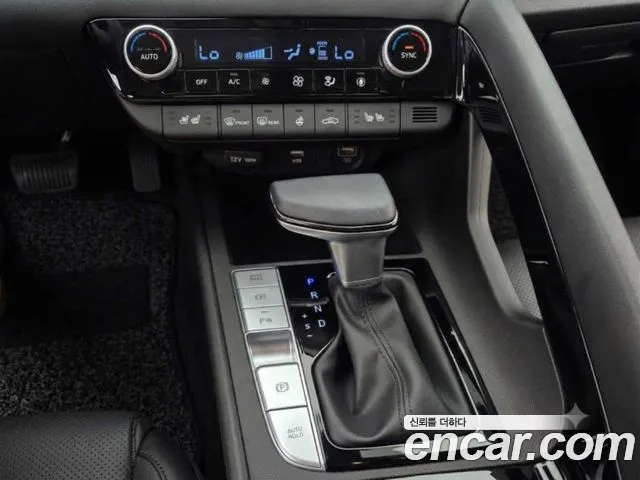 Hyundai Avante CN7 — Фото автомобиля 9