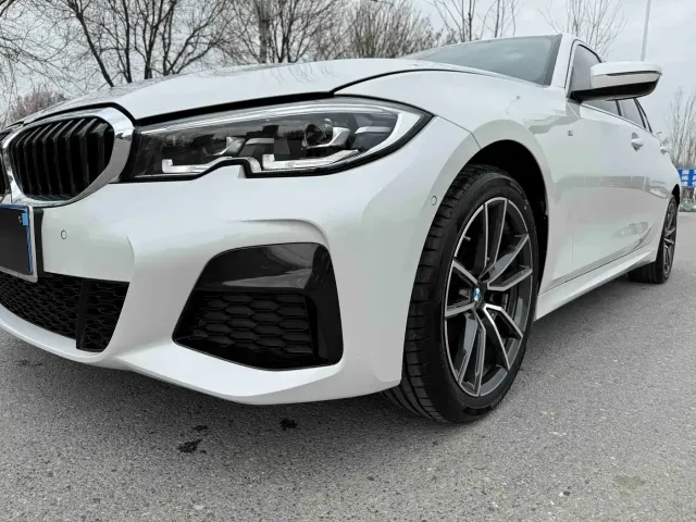 BMW 3 Series — Фото автомобиля 4