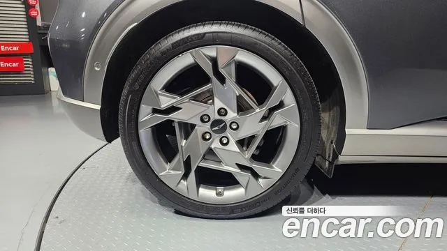 Genesis GV60 — Фото автомобиля 5