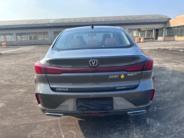 Changan Eado — Фото автомобиля 12