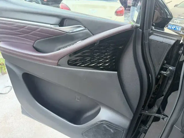 GAC Trumpchi M8 — Фото автомобиля 3