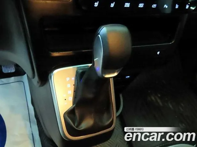 Hyundai Staria — Фото автомобиля 13