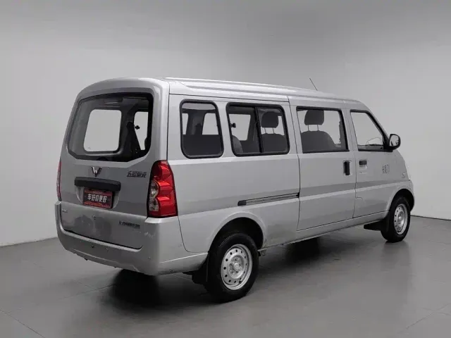 Wuling Rongguang — Фото автомобиля 2