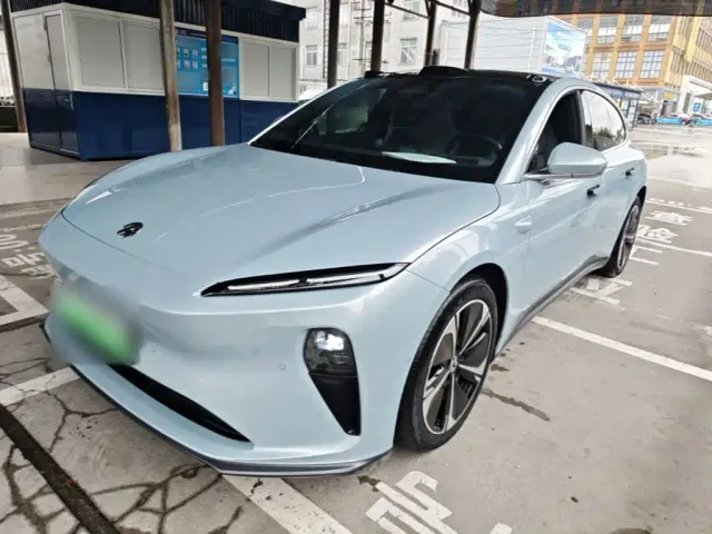 Фотография автомобиля — Nio ET5 Touring