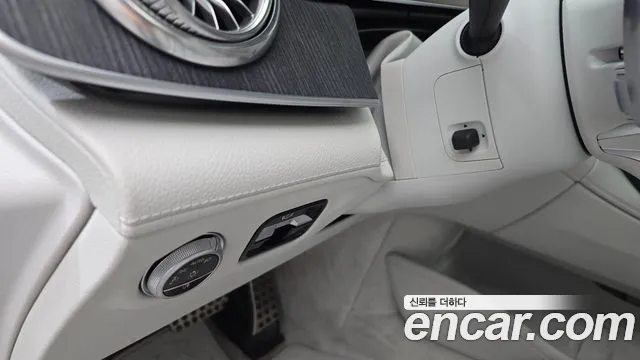 Mercedes-Benz EQS V297 — Фото автомобиля 25