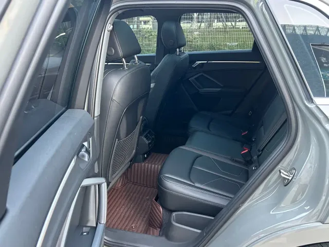 Audi Q3 — Фото автомобиля 5