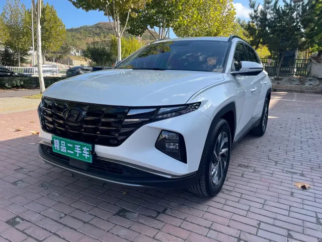 Фотография автомобиля — Hyundai Tucson
