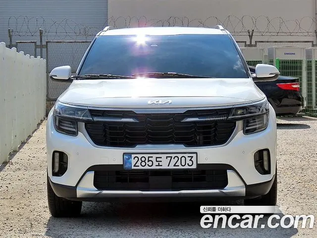 Фотография автомобиля — Kia Seltos Seltos (New)