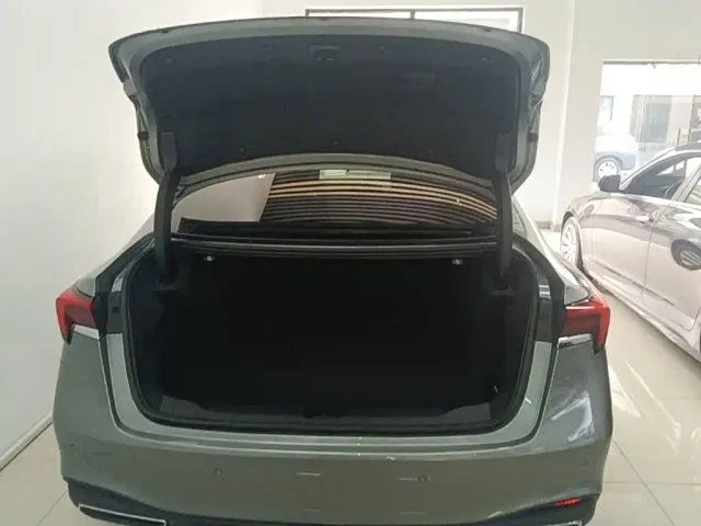 Buick LaCrosse — Фото автомобиля 18