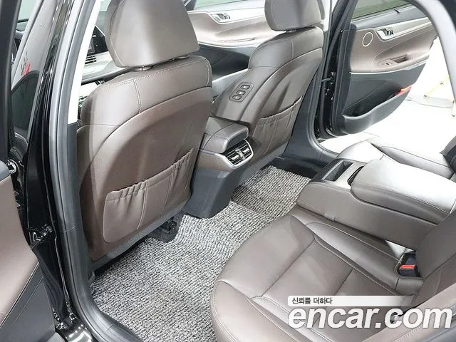 Hyundai Grandeur Grandeur (New) — Фото автомобиля 16