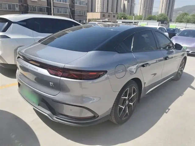BYD Han — Фото автомобиля 6