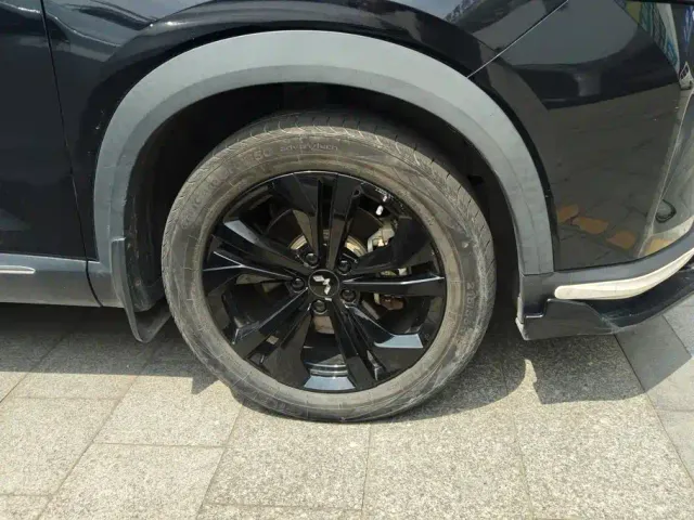Wuling Asta — Фото автомобиля 6