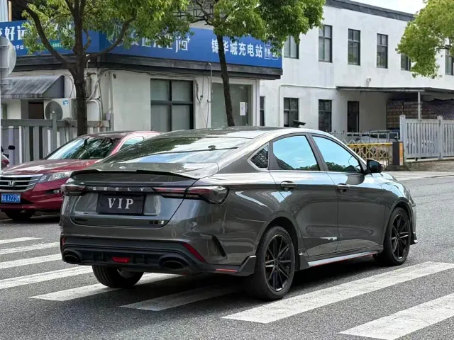 Geely Binrui — Фото автомобиля 4