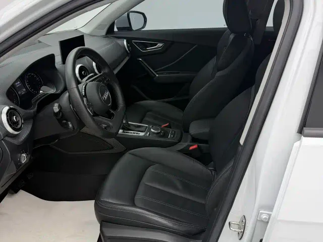 Audi Q2L — Фото автомобиля 7