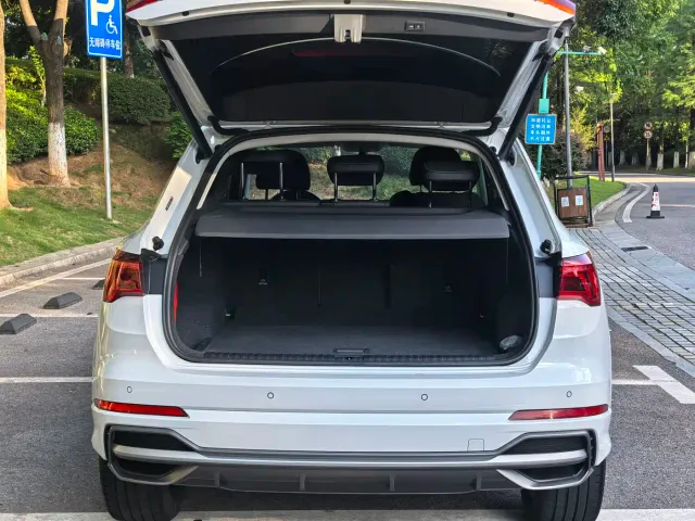 Audi Q3 — Фото автомобиля 13