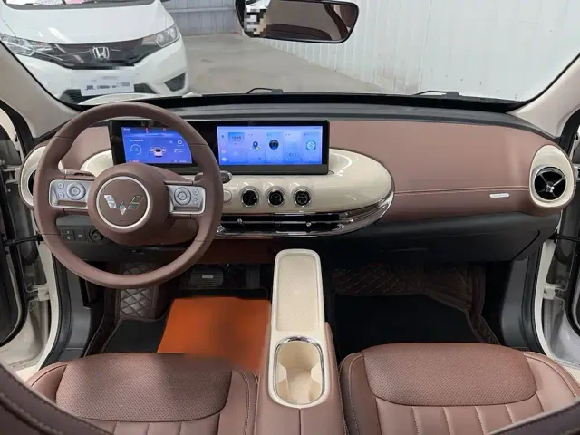 Wuling Bingo — Фото автомобиля 2