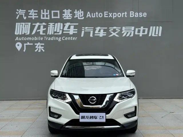 Nissan X-Trail — Фото автомобиля 2