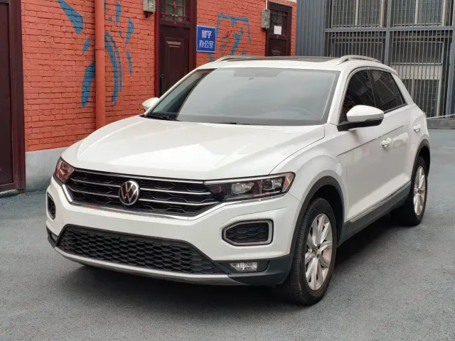 Фотография автомобиля — Volkswagen T-Roc
