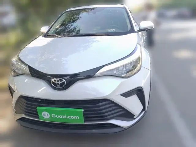Toyota IZOA — Фото автомобиля 2