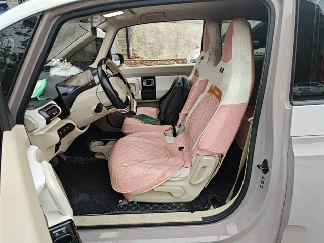 Baojun KiWi EV — Фото автомобиля 7