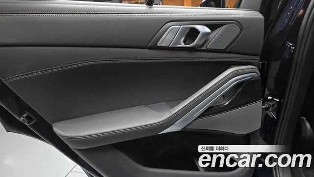 BMW X6 xDrive40i M Sport — Фото автомобиля 20