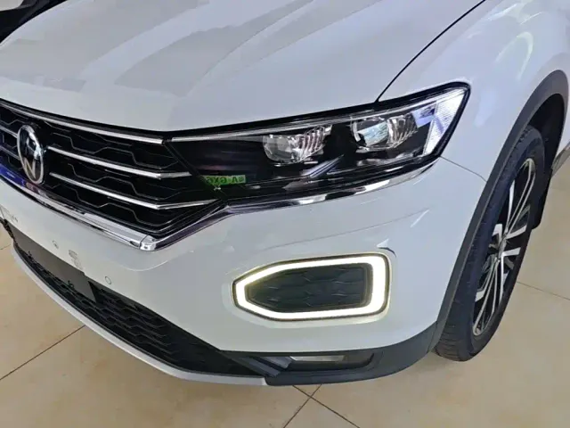 Volkswagen T-Roc — Фото автомобиля 23